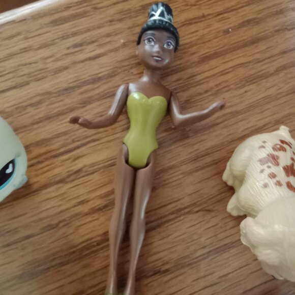 Doll Acessories/5 - Picture 4 of 7